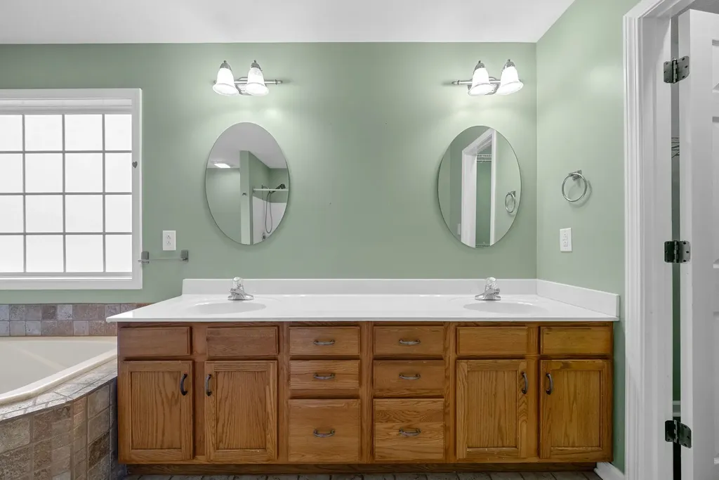 433 Todd Phillips Trail Clarksville TN 37042