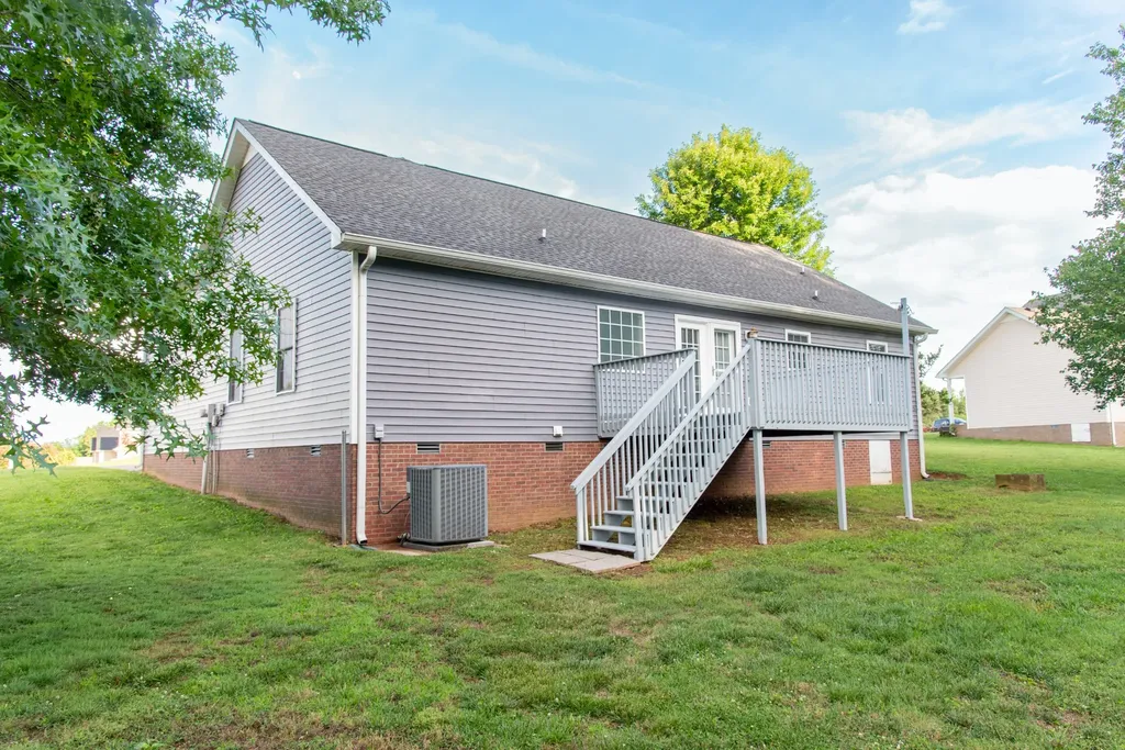 433 Todd Phillips Trail Clarksville TN 37042