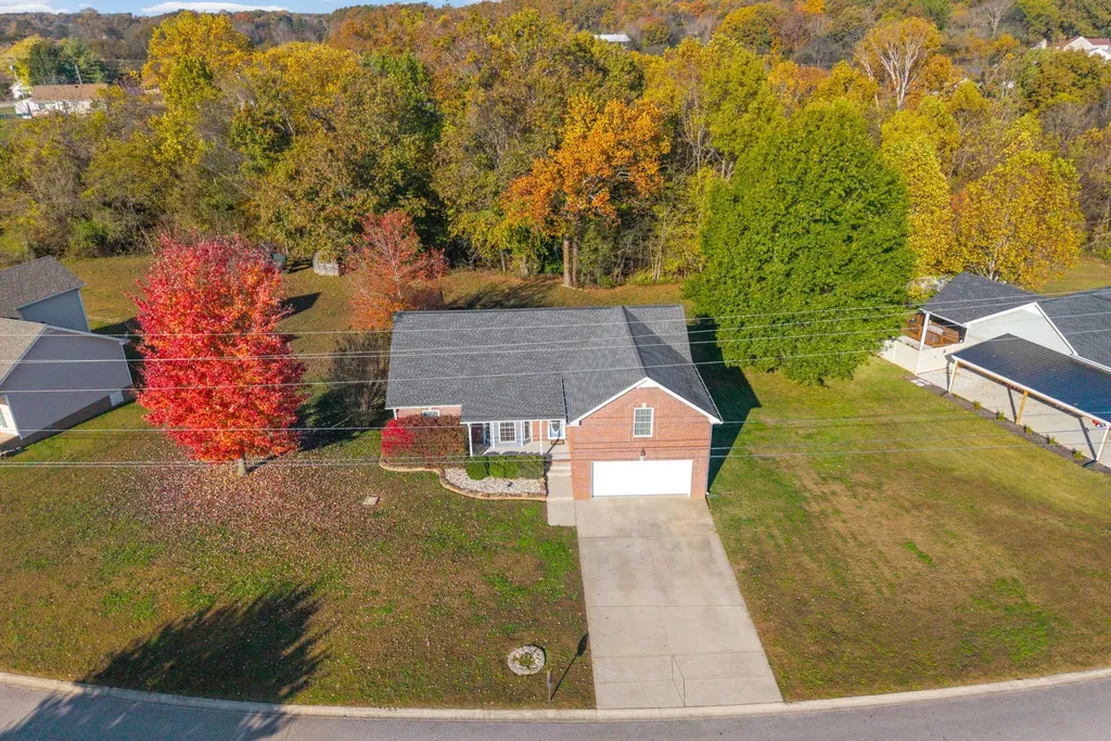 433 Todd Phillips Trail Clarksville TN 37042