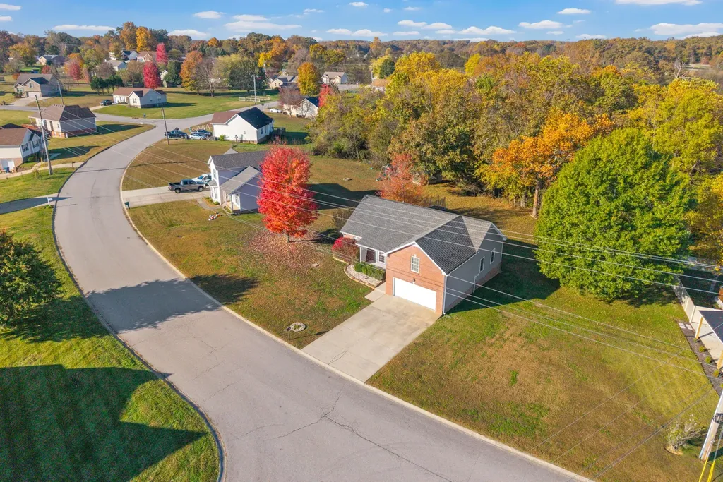 433 Todd Phillips Trail Clarksville TN 37042