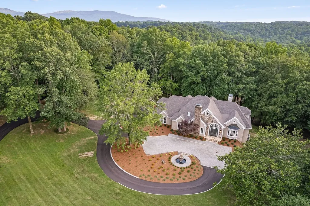 250 W Laurel Avenue Mcminnville TN 37110