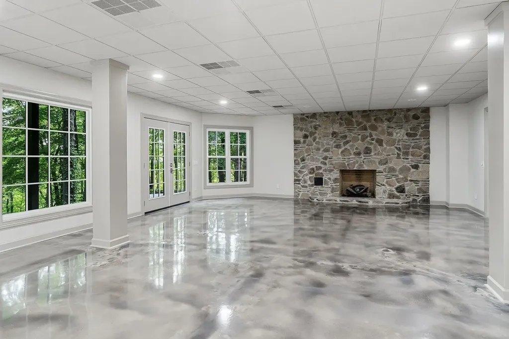 250 W Laurel Avenue Mcminnville TN 37110