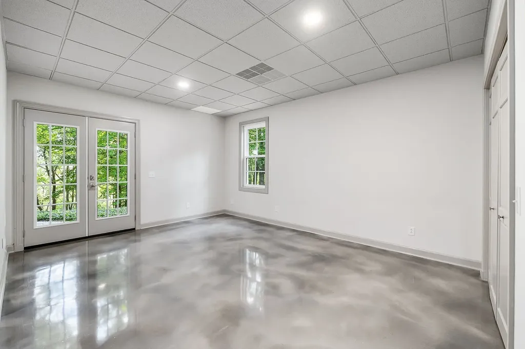 250 W Laurel Avenue Mcminnville TN 37110
