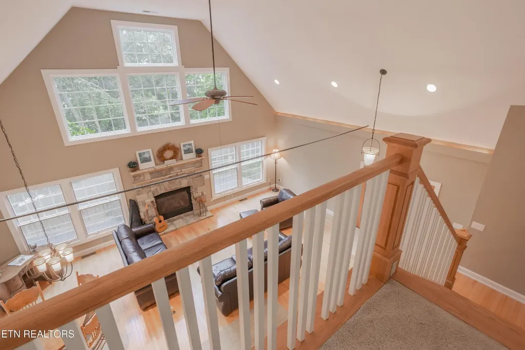 4193 Parris Drive Lenoir City TN 37772