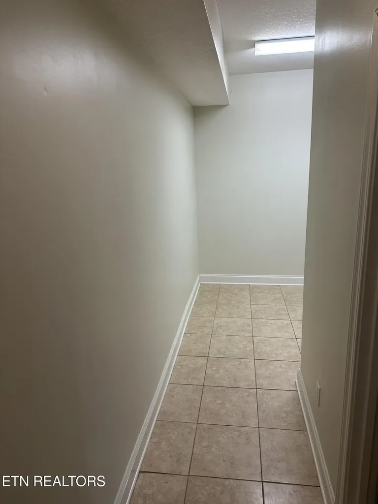 4193 Parris Drive Lenoir City TN 37772