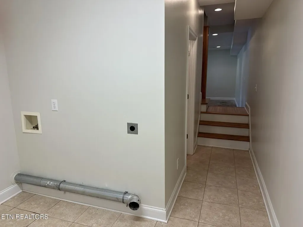 4193 Parris Drive Lenoir City TN 37772