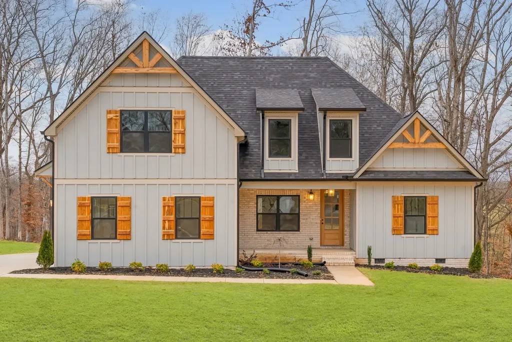 1800 Gholson Road Clarksville TN 37043