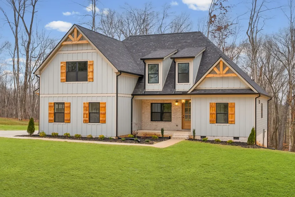 1800 Gholson Road Clarksville TN 37043