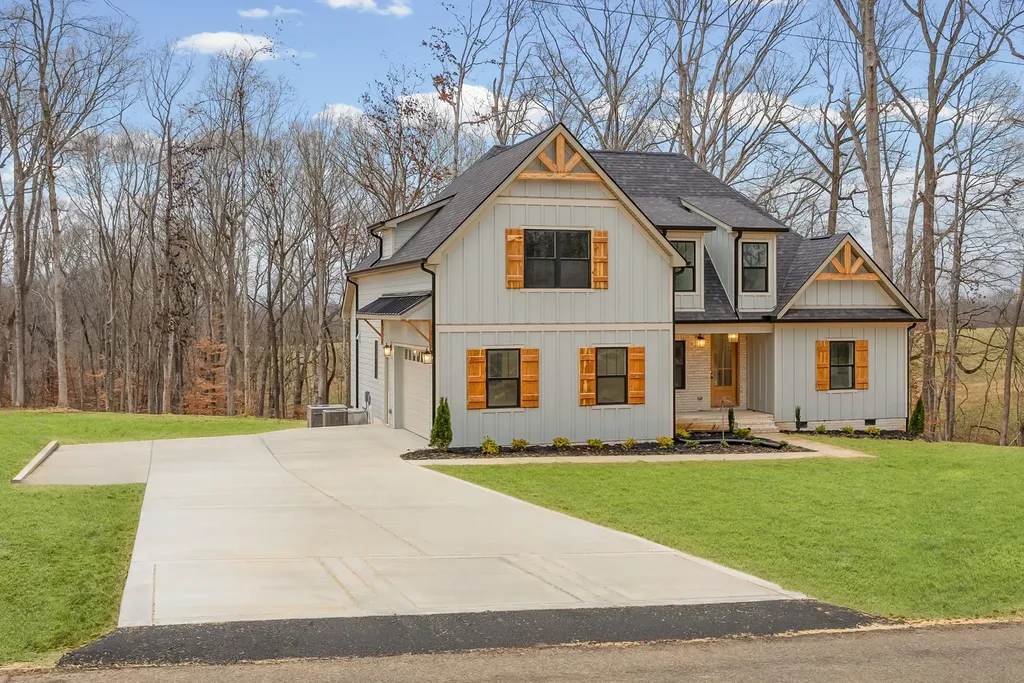 1800 Gholson Road Clarksville TN 37043