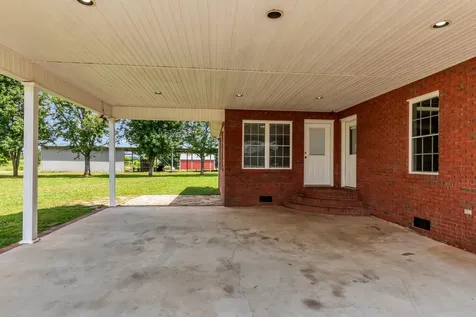 184 Buncombe Road Belvidere TN 37306