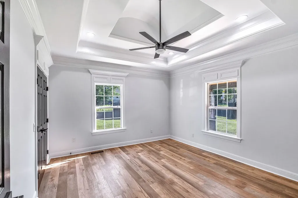 1513 Highland Avenue Columbia TN 38401