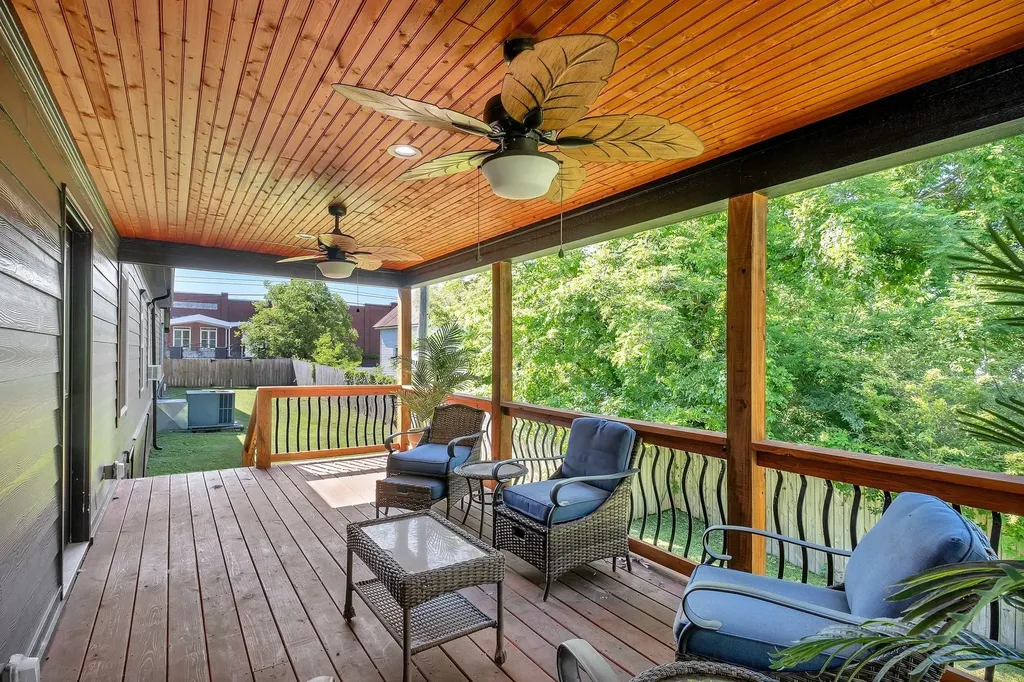 1513 Highland Avenue Columbia TN 38401