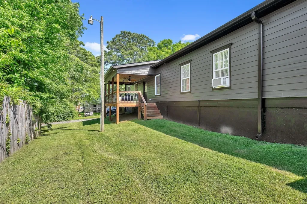 1513 Highland Avenue Columbia TN 38401