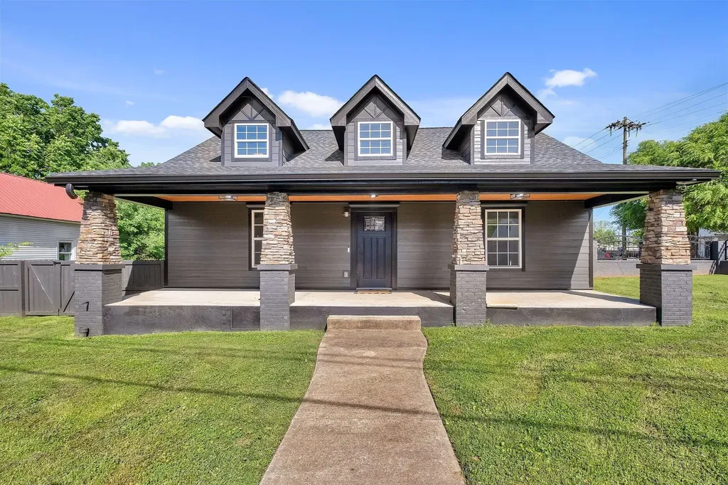 1513 Highland Avenue Columbia TN 38401