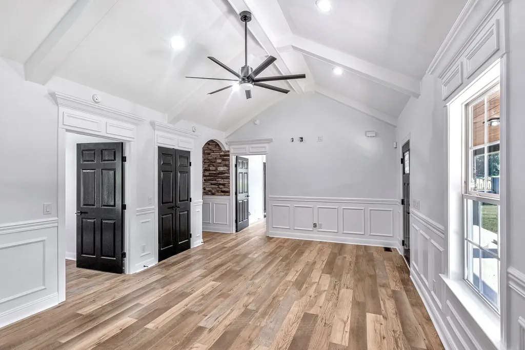 1513 Highland Avenue Columbia TN 38401