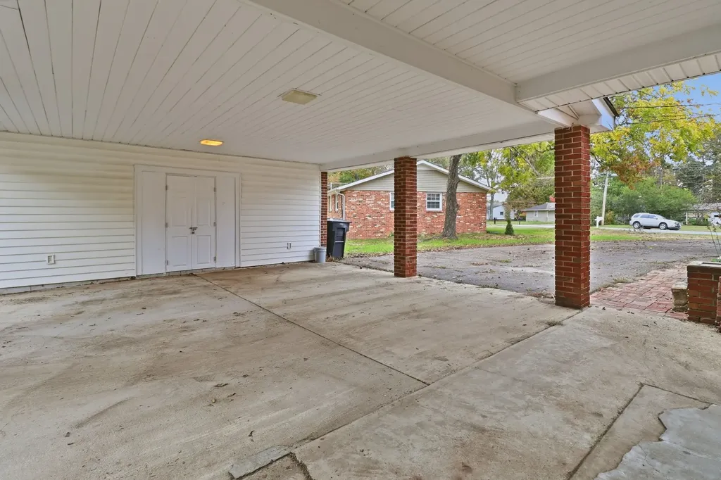 110 Southwood Lane Tullahoma TN 37388