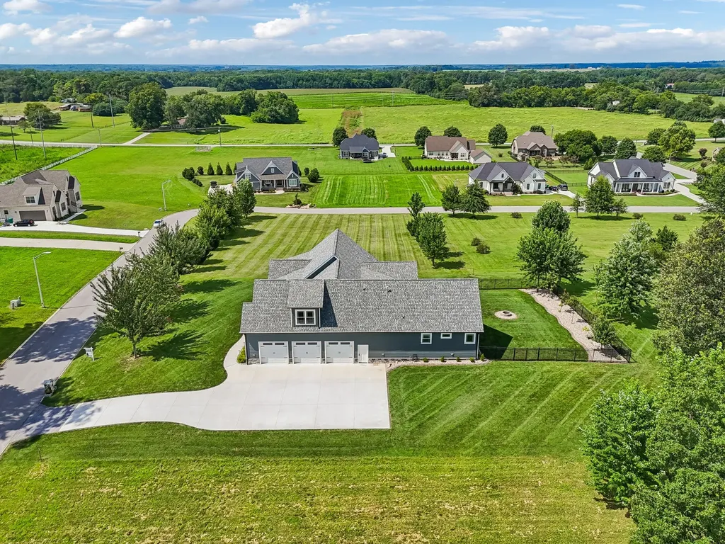 153 Cascade Drive Winchester TN 37398