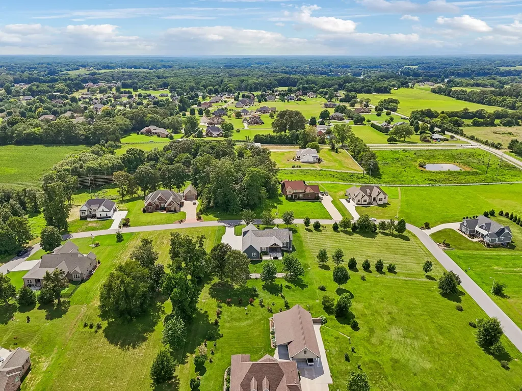 153 Cascade Drive Winchester TN 37398
