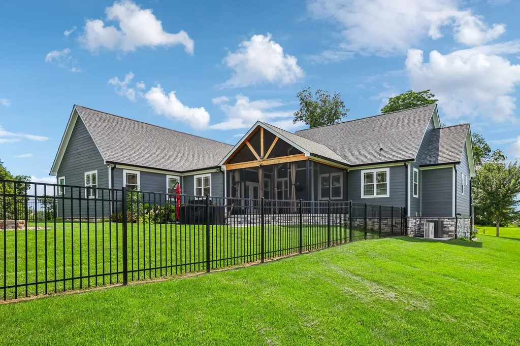 153 Cascade Drive Winchester TN 37398