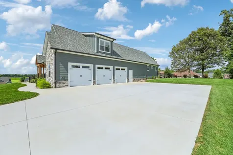 153 Cascade Drive Winchester TN 37398