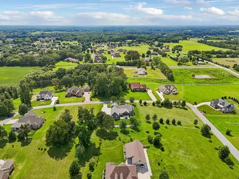 153 Cascade Drive Winchester TN 37398
