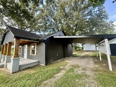 1541 Summitville Road Manchester TN 37355
