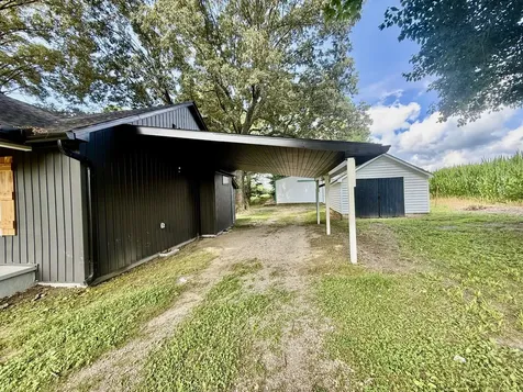 1541 Summitville Road Manchester TN 37355