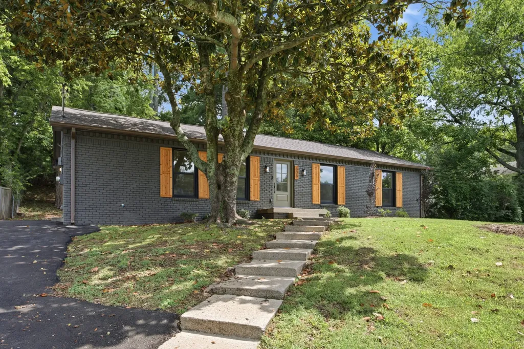 606 Huntington Parkway Nashville TN 37211