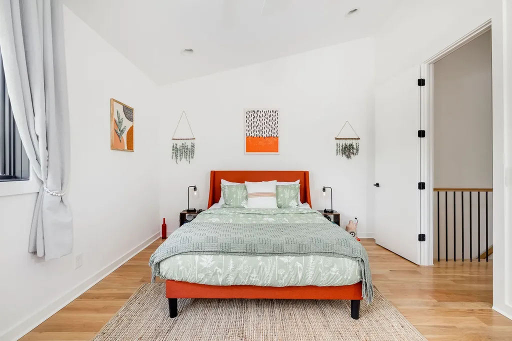 1511 16th Ave, S Nashville TN 37212