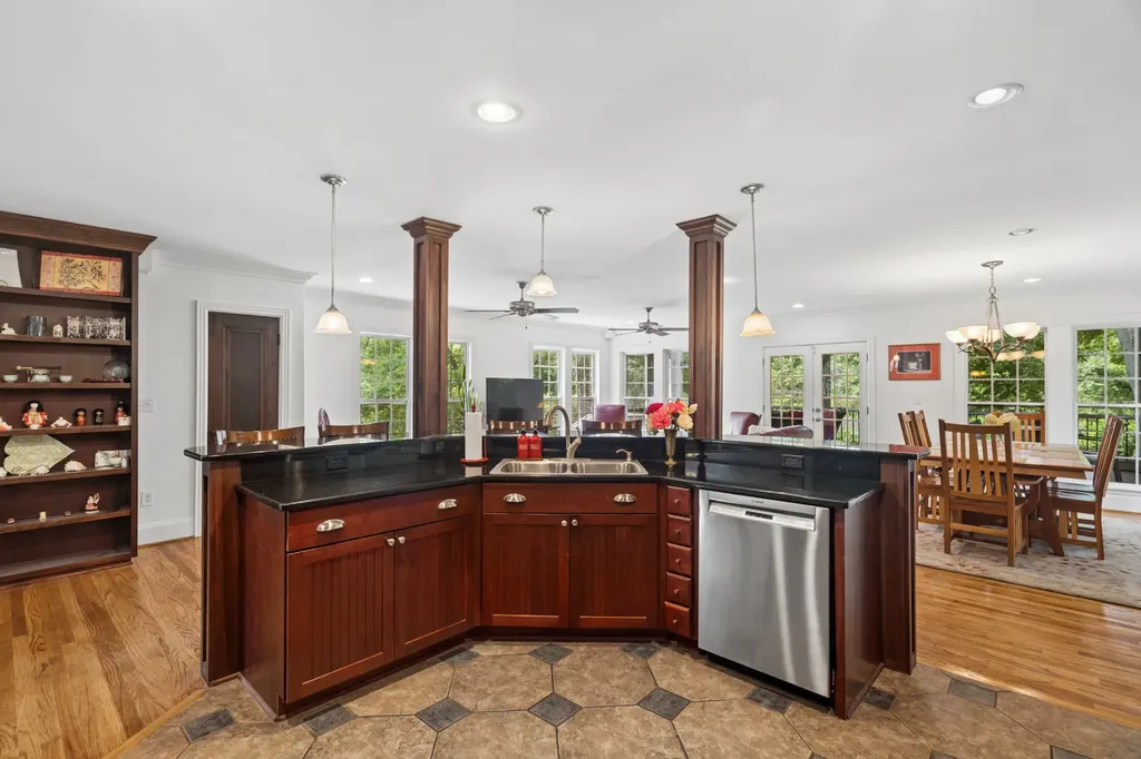 4409 Lealand Lane Nashville TN 37204