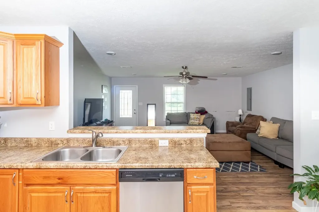 821 Verona Avenue Lewisburg TN 37091