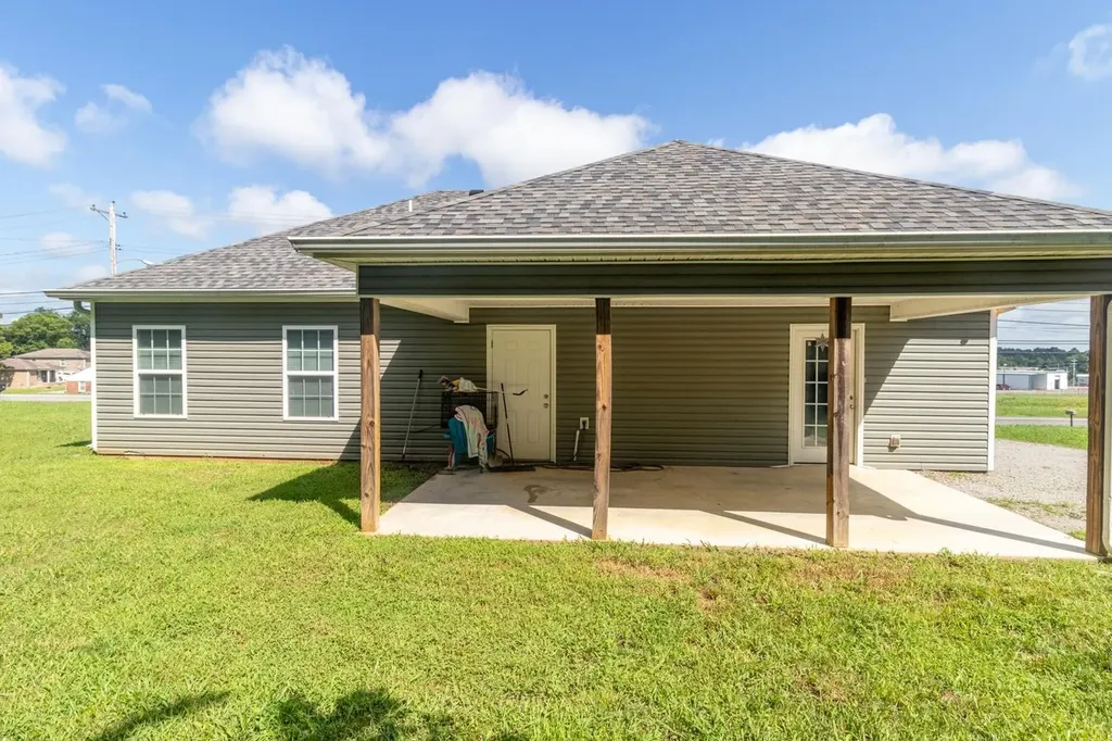 821 Verona Avenue Lewisburg TN 37091