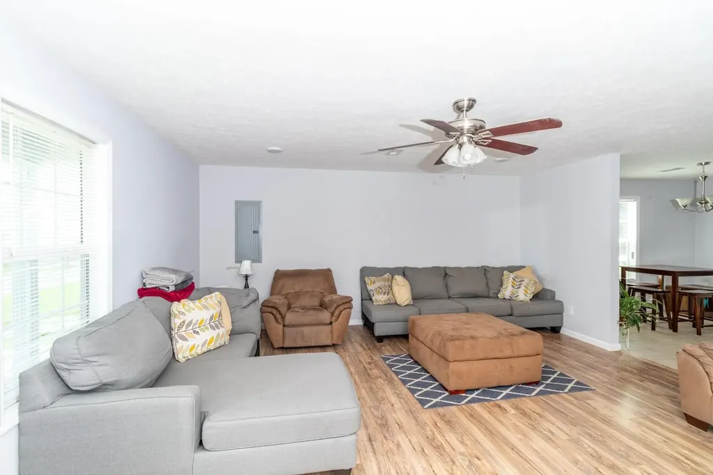 821 Verona Avenue Lewisburg TN 37091
