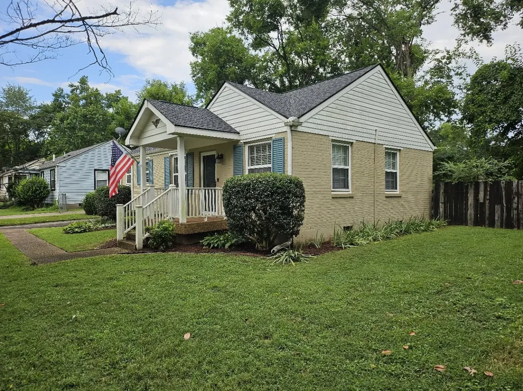 214 Ridgeway Drive Nashville TN 37214