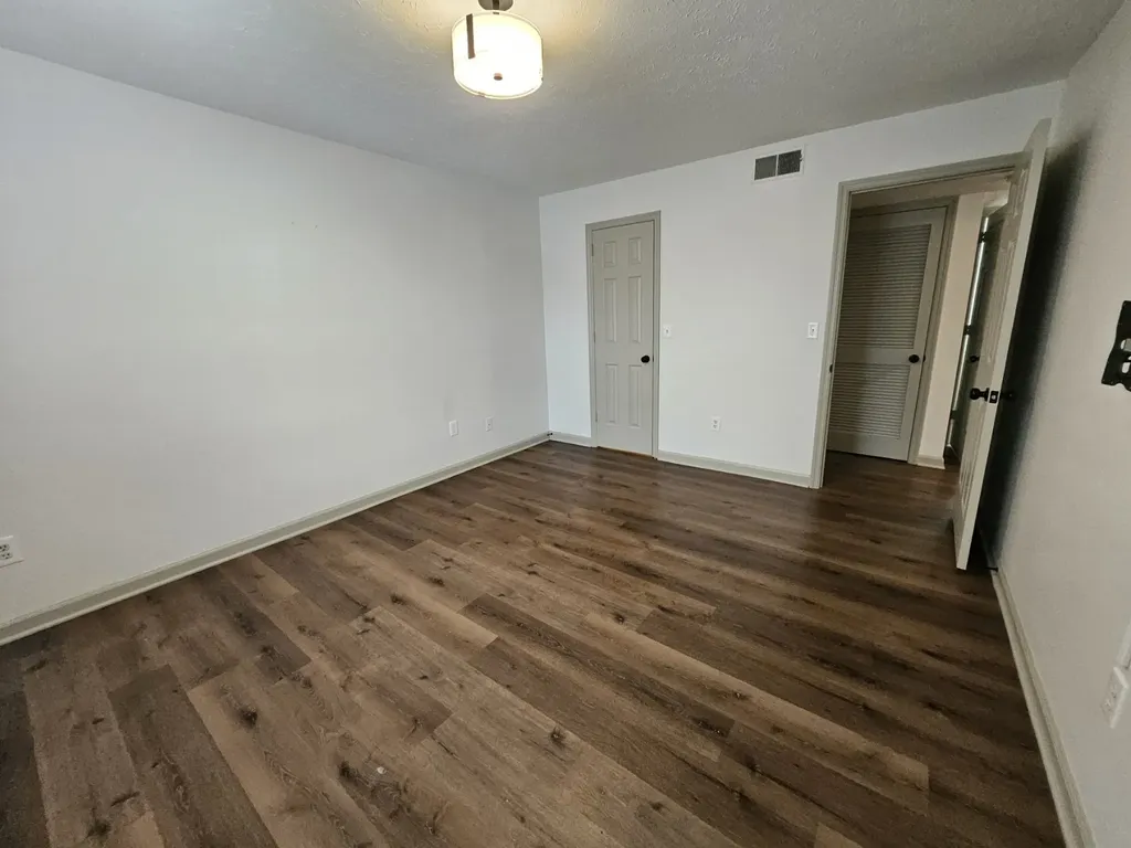 2258 Lebanon Pike Nashville TN 37214