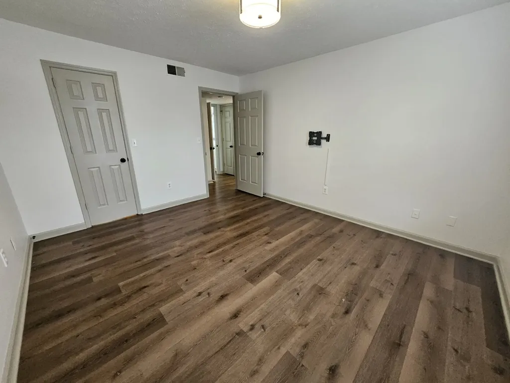 2258 Lebanon Pike Nashville TN 37214