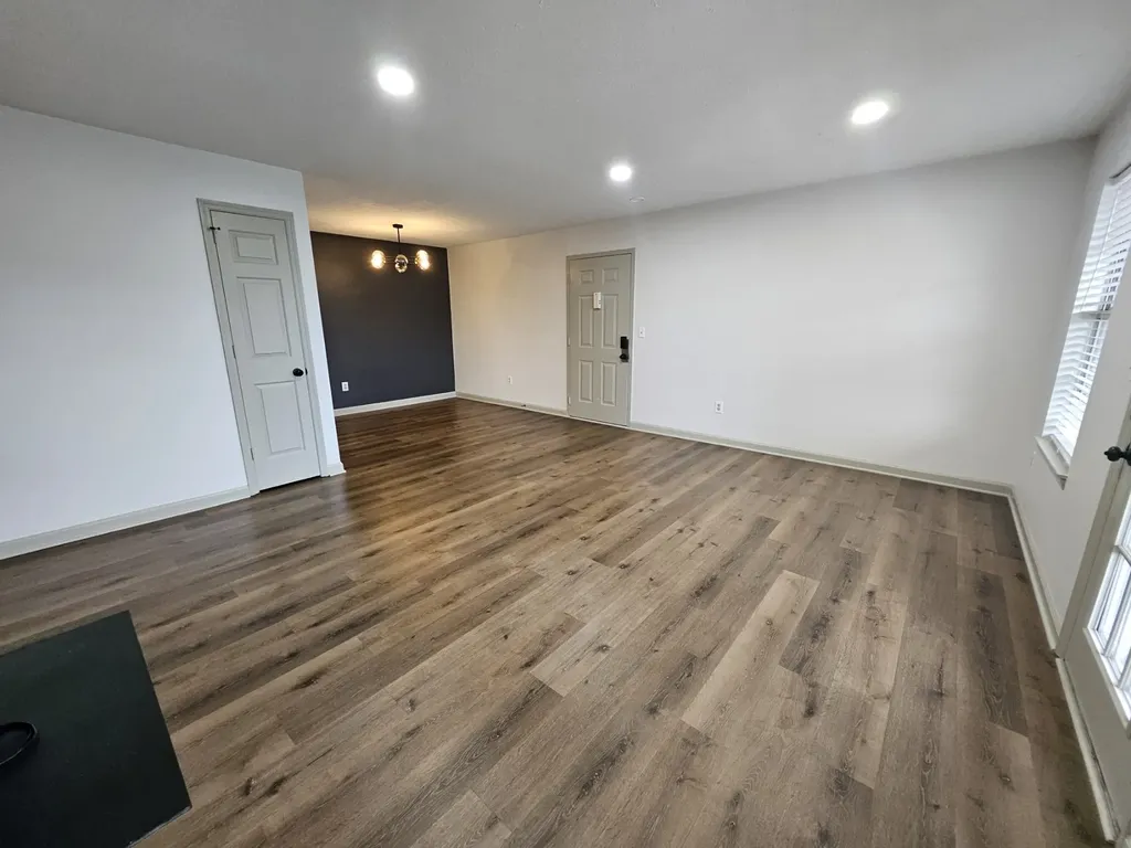 2258 Lebanon Pike Nashville TN 37214