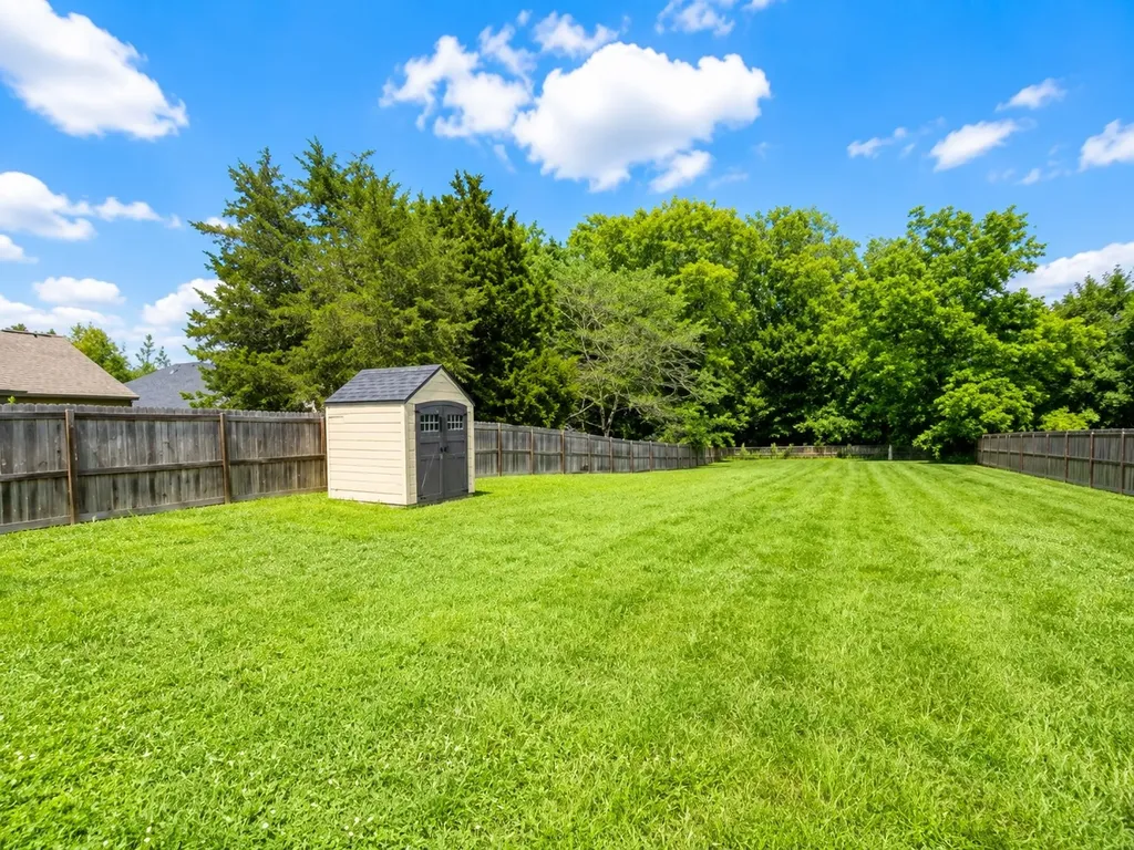 226 Stone Bluff Way Clarksville TN 37040