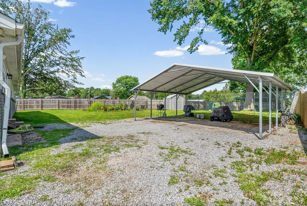 1931 Blue Bird Drive Pleasant View TN 37146