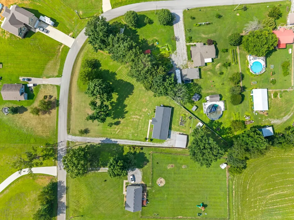 1931 Blue Bird Drive Pleasant View TN 37146
