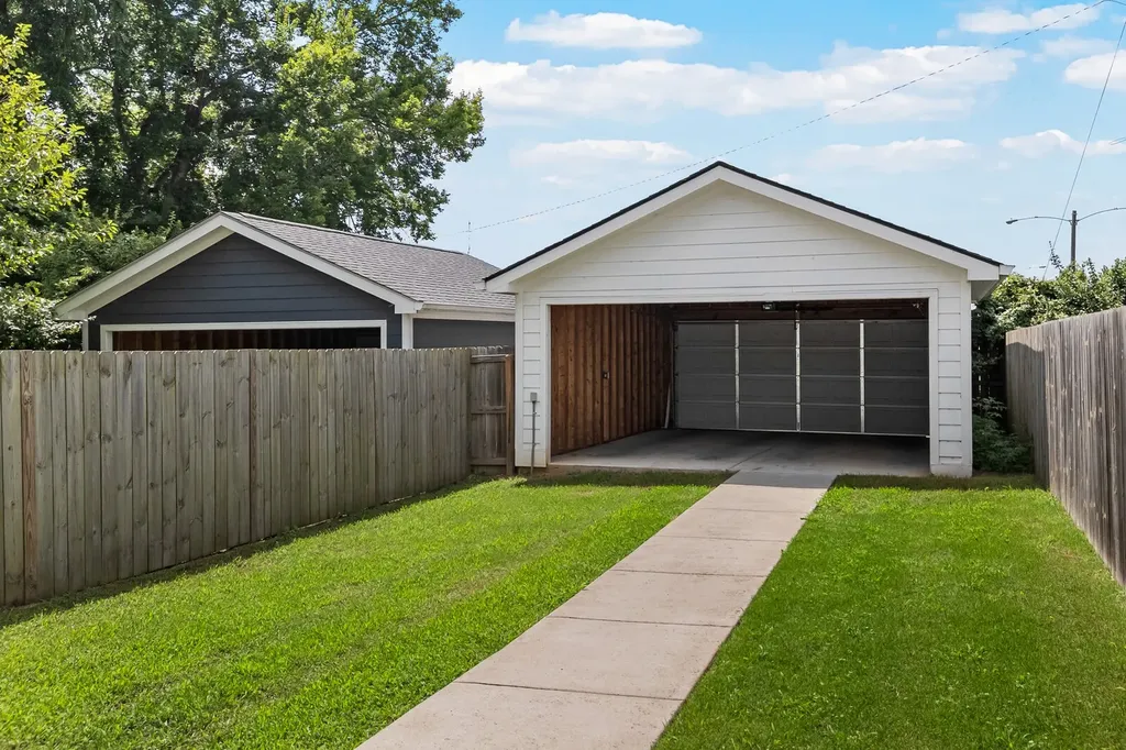 838B Lischey Avenue Nashville TN 37207