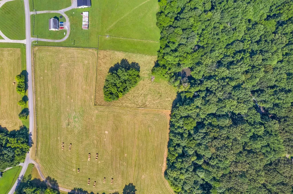 2 Jim Read Road Ashland City TN 37015