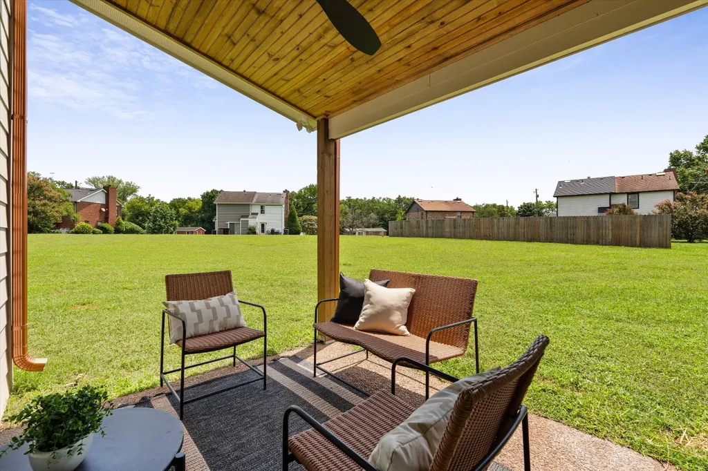 2437 Robbie Court Nashville TN 37214