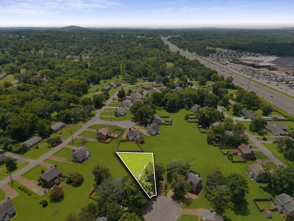 2437 Robbie Court Nashville TN 37214