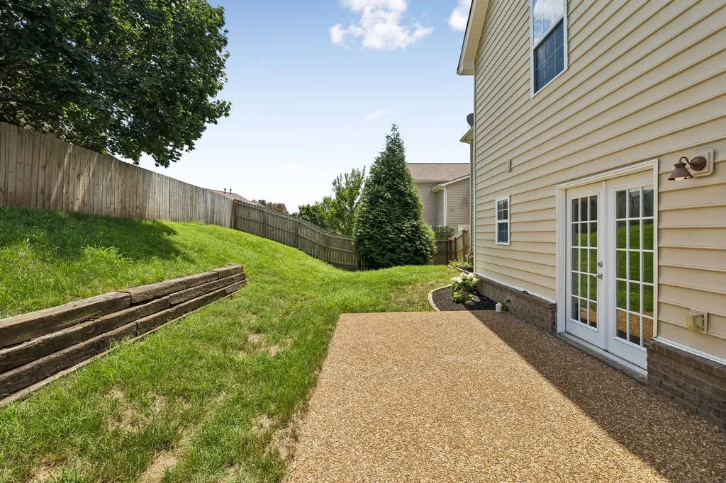 1432 Bern Drive Spring Hill TN 37174