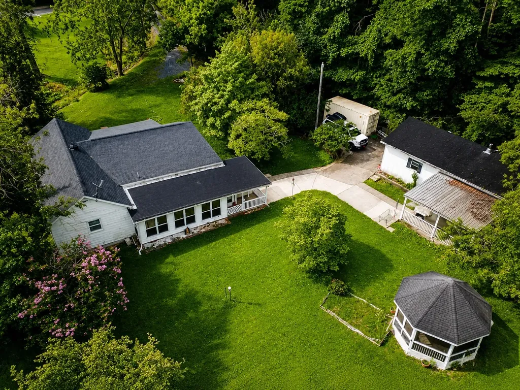 4455 Pond Creek Road Pegram TN 37143