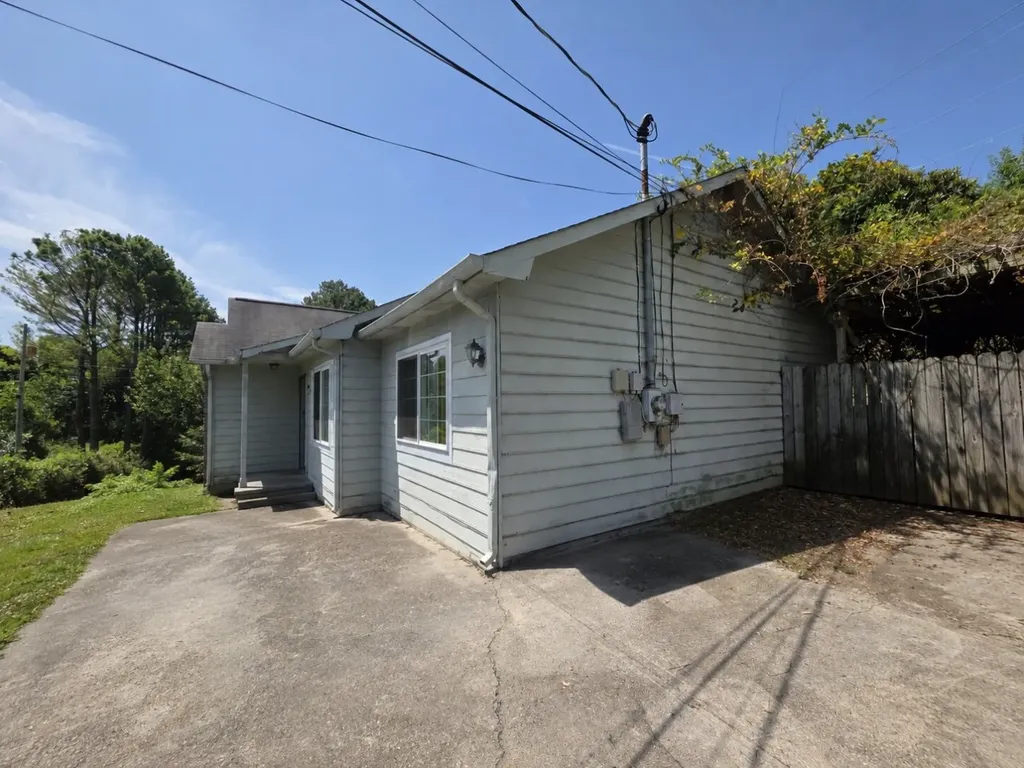 2001 Hyde Park Lane Knoxville TN 37921