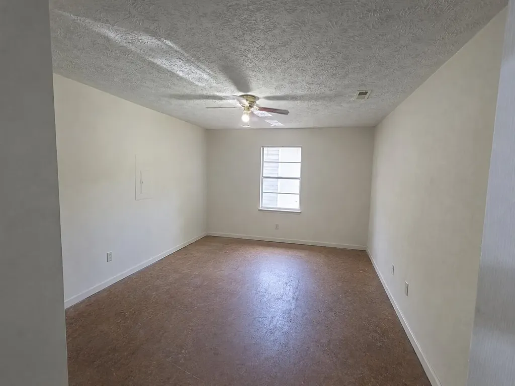 2001 Hyde Park Lane Knoxville TN 37921