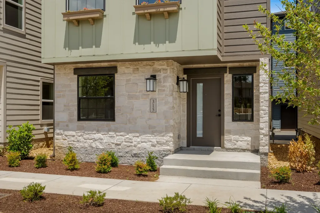 315 Edith Circle Nashville TN 37208