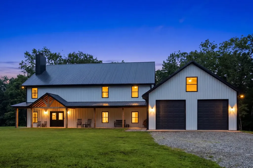 1658 Apache Trail Pegram TN 37143